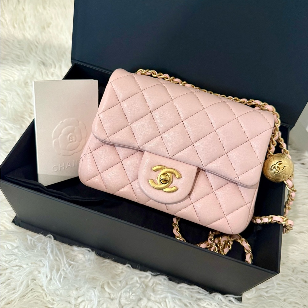 *SOLD* Chanel Mini Square Pearl Crush